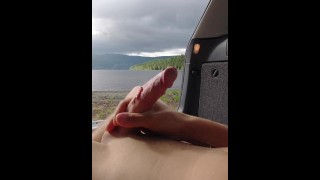 Retro del mio camion in Norvegia - HD verticale a 60 fps
