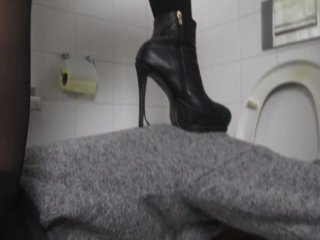 Mistress' toilet attendant!