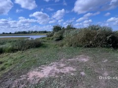 Мы нашли укромный уголок у озера и занялись горячим сексом - Screenshot 1 of 16 - Public