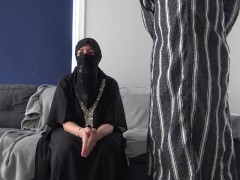 مصرية متزوجة اشترت هدية سكسية لزوجها - Screenshot 2 of 16 - Dana Egyptian