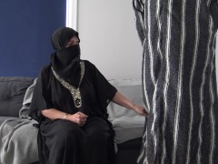 مصرية متزوجة اشترت هدية سكسية لزوجها - Screenshot 9 of 16 - Dana Egypt