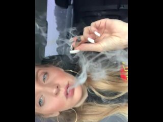 DAYTIME DRIVING THRU SAN FRANCISCO SMOKING WEED SMOKE TRICKS CANNABIS GODDESS SFW  ASHLYN GODDESS