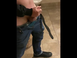 Watch me Cum in the Bathroom at Work