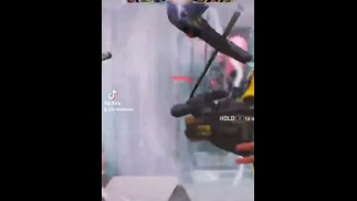 Миротворец один на три