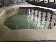 温泉で一人で撮影した動画を貴方に送るね - Screenshot 6 of 16 - デカ尻