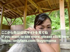 自然の中の露天温泉に入ったら開放的になっちゃった、開けっ広げな私ってエッチかな - Screenshot 13 of 16 - 巨乳