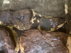 自然の中の露天温泉に入ったら開放的になっちゃった、開けっ広げな私ってエッチかな - Screenshot 6 of 16 - Verticalvideo