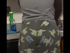 Just Doing Dishes - Screenshot 1 of 16 - Femboy