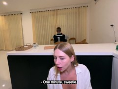 Californiababe is cheating her cuckold boyfriend behind his back - Screenshot 13 of 16 - Handjob