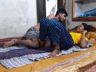 18 Years old Casal Indiano Tâmil Fodendo com Tesão Skinny Sex Guru Porn Lesson - Full Hindi