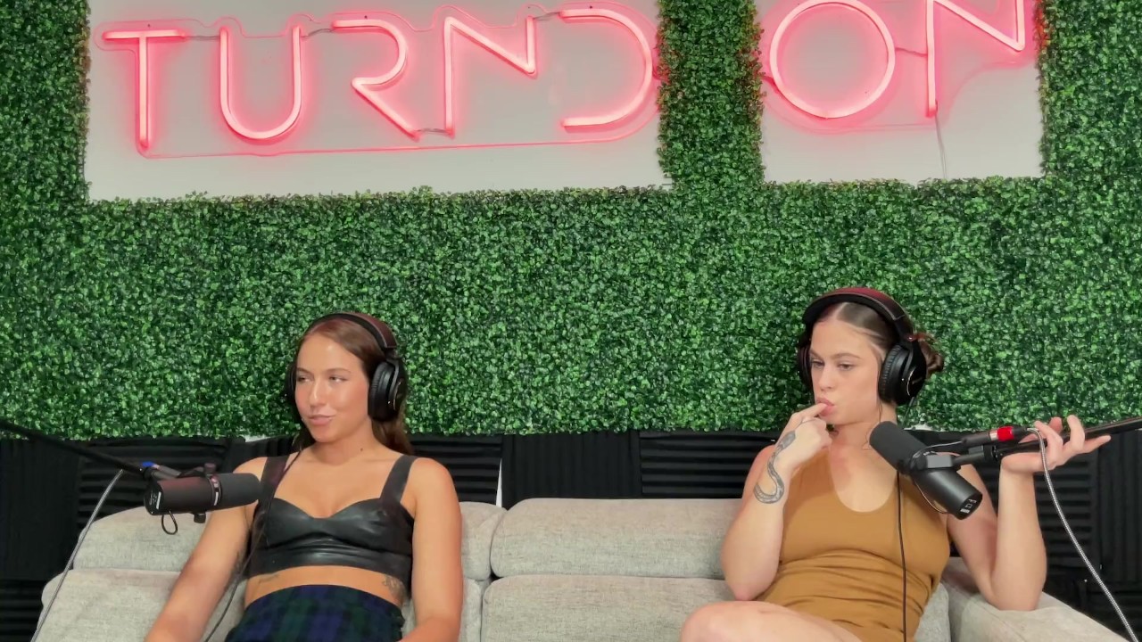 Josie Tucker Talks Dirty with Violet Reign, Wild Hookups, Content Trades,  Gaping Holes - Pornhub.com