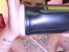 【喷泉乔老师】情趣玩具评测：没有男人可以抵抗，这堪比真人的包裹感和吮吸感。让男人无法拒绝的飞机杯！添加  获取更多信息！ - Screenshot 8 of 16 - 性爱玩具