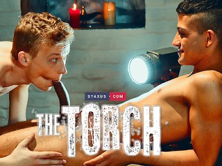 VOLLEDIGE VIDEO STAXUS :: THE TORCH