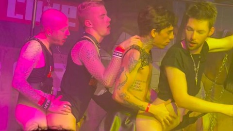 Live sex show, fucking on stage in Berlin!