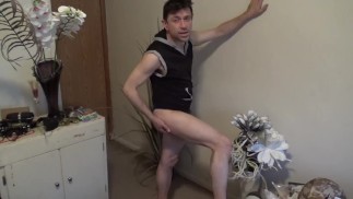 Монах Марко Ди Си показывает свой голый сырой член!!