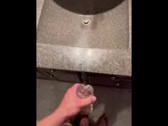 First time cumming with Riley Reid quick shot 10/16