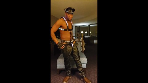 KennieJai strips and dances in leather