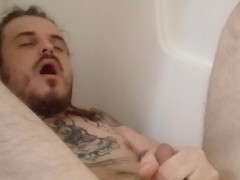Golden shower to the face