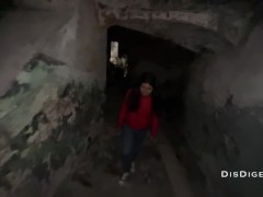 Video Hard fucked girlfriend in a scary abandoned house
