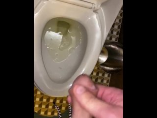 accident, bladder shy, solo male, vertical video