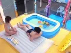 マジックミラー号ビーチで見つけたカップルがセックス - Screenshot 4 of 16 - Swimsuit