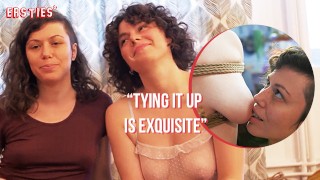 Ersties: lesbiennes Français s’amusent Kinky bondage
