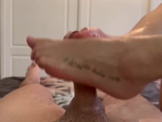 POV I Give My Stepbrother a Footjob with a Lot of Oil_and HeCums on My Feet - LuxuryFeetQueen