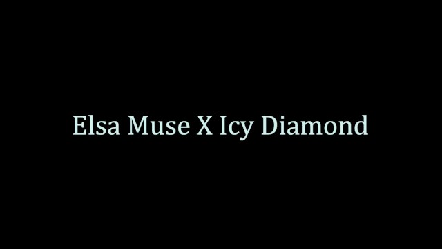 Elsa baise sa copine trans au gode ceinture - Icy Diamond