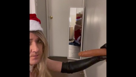 Sissy Santa bukakke