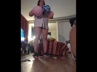Liep Binnen En Betrapte Meisje Op Ballonnen Met Sigaretten Die Zichzelf Filmde