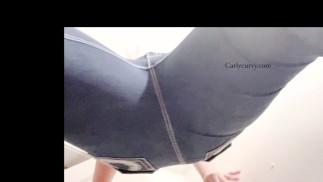 Посмотри на меня, когда я выхожу из джинсов!