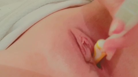 Fucking my young pussy on a soft bed cum fast