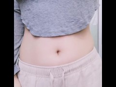 大奶亚洲大学生喜欢玩肚脐，每天都要肚脐高潮 - Screenshot 15 of 16 - Belly Button Play