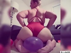 PAWG popping balloons with her massive natural ass!!!