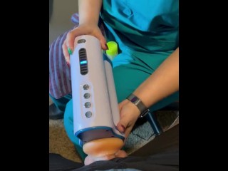 Sperma Bank Verpleegster in new York City Gebruikt Een Machine Om Mijn Monster Te Krijgen! Echte Verpleegster Verveelt Zich!