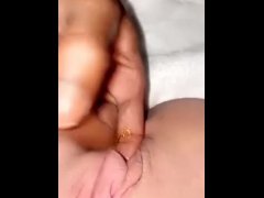 FIRST TIME SQUIRTER - Screenshot 3 of 16 - Soaking Wet Pussy