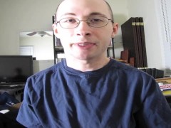 Looking to Collab with a Female Content Creator