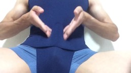 日本人 shool 女孩的泳衣自慰 HENTAI