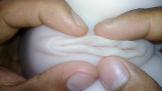 Папочка стонет и рычит, когда говорит тебе отдать ему свою тугую маленькую киску, он хочет, чтобы ты