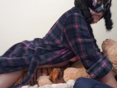 Side view robe humping tiger (fan)