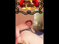 BBW Pounds Her Pussy and Ass with a Fucking Machine