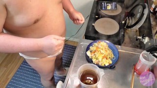 [Prof_FetihsMass] Rustig aan Japans eten! [gebakken soba noedels met zetmeelsaus]