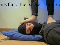 Head trampling (preview, full video on Onlyfans)