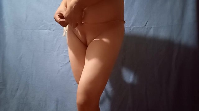 Mandy, fucking My ass with My shoes, me meto un tacón en mi culito