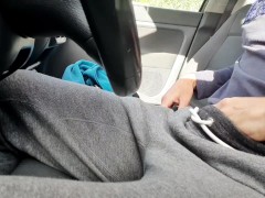 Video Man masturbates his cock inside car in public place until he almost gets caught - Hotsportfitboy