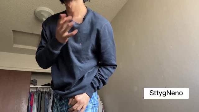 Beautiful Cock of an 18 Year old Boy Naked in Bed - Pornhub Gay