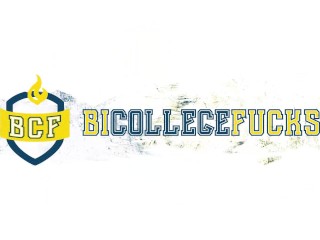 Bi College Fucks - Three straight frat bros in a bi bareback orgy