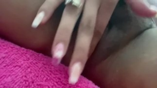 Latina Juicy pussy solo play - sneak peak