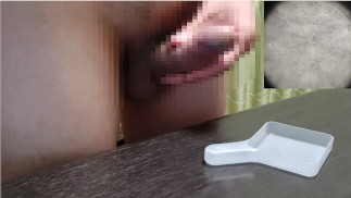 Beobachten Sie nach der Ejakulation die Spermien mit einer Lupe!