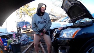 Just love making my pussy cum outside in the yard,looking forward to next year,a lot more to cum